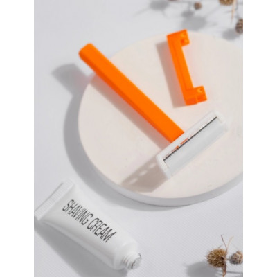 Набор для бритья (бритваВІС+крем для бритья 3 гр в индивидуальной упаковке) 50 штук Набор для бритья (бритваВІС+крем для бритья 3 гр в индивидуальной упаковке) 50 штук