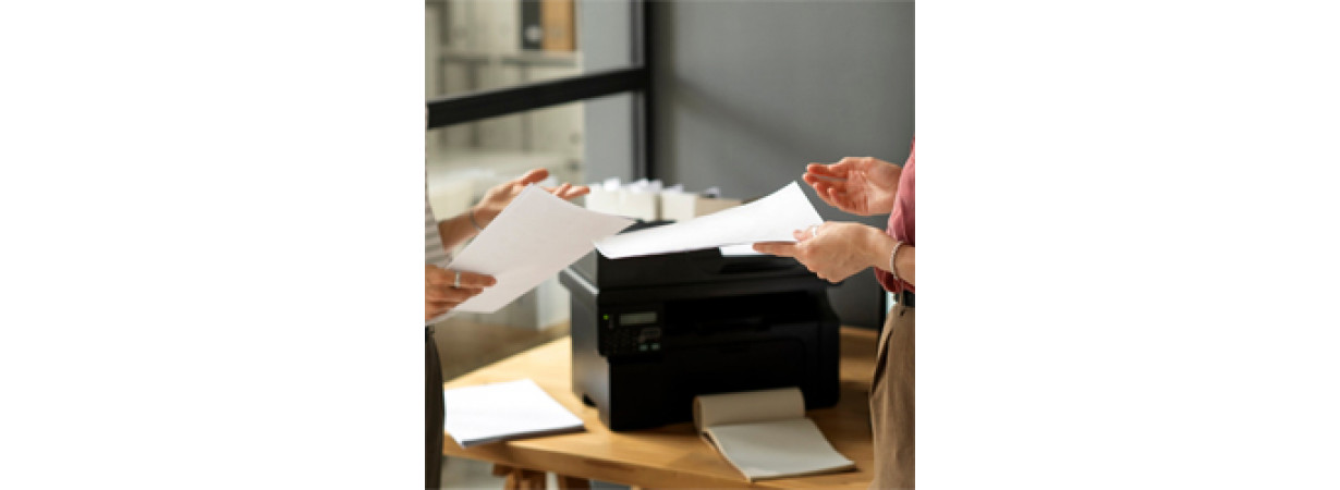 Як правильно обрати офісний папір для принтера: види та призначення