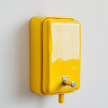 Дозатори для мила та дезінфекції