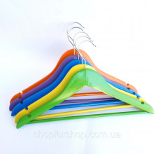 Тремпеля для одягу (плечики)